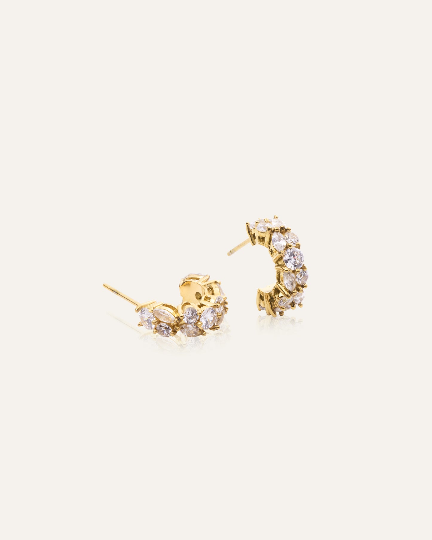 Queen earrings gold small