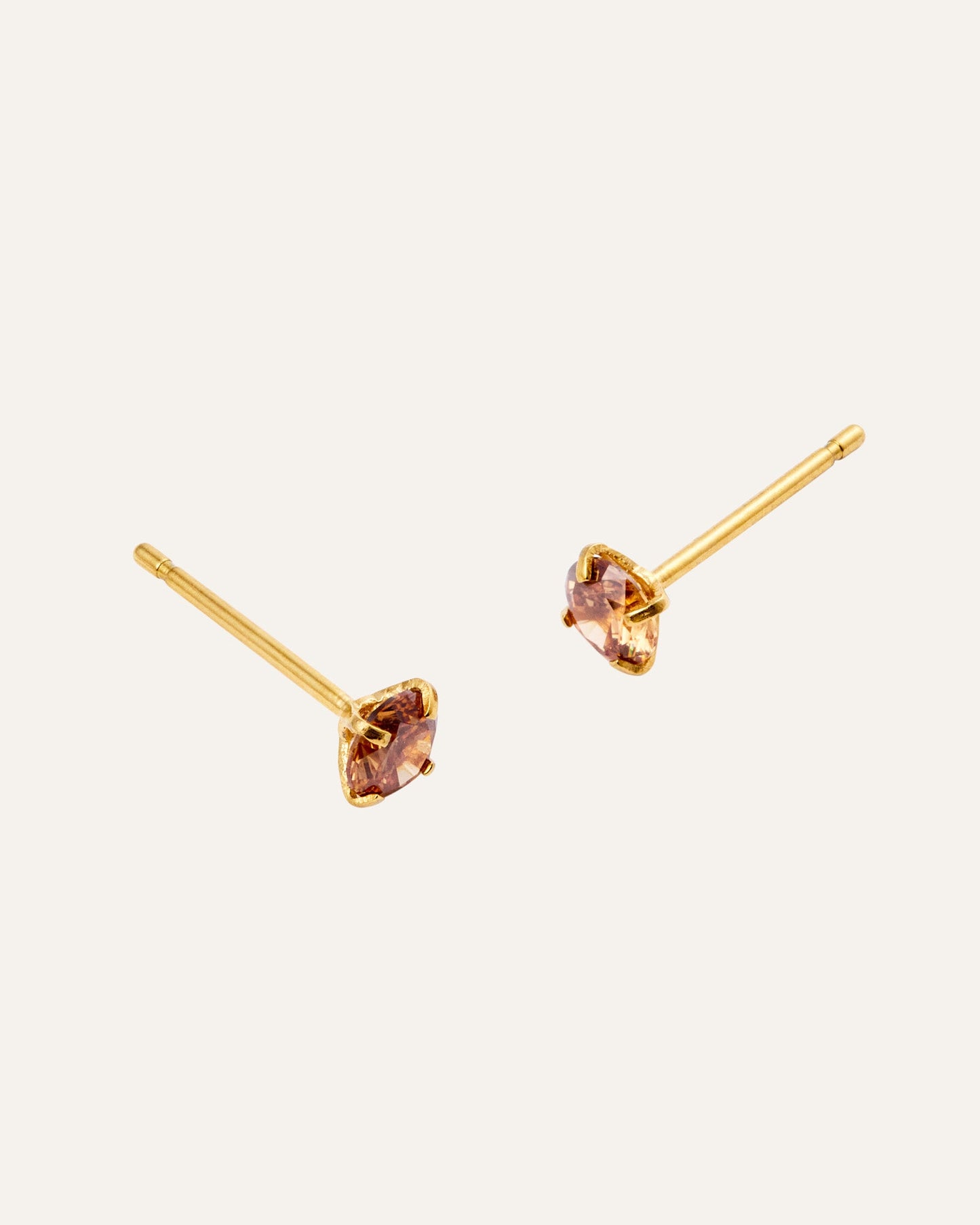 Jolie Gold Medium Studs - Coffee