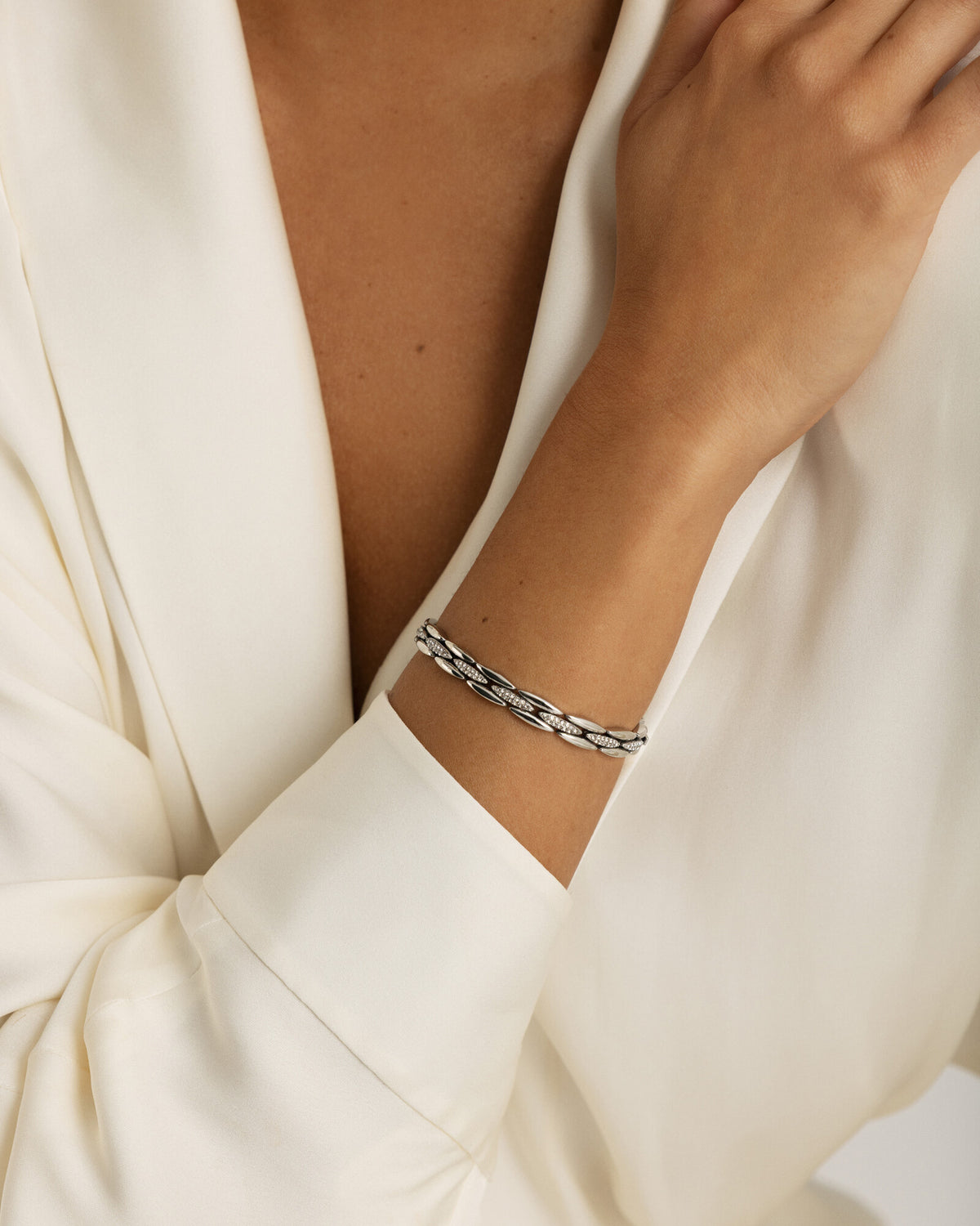 Illume Bracelet